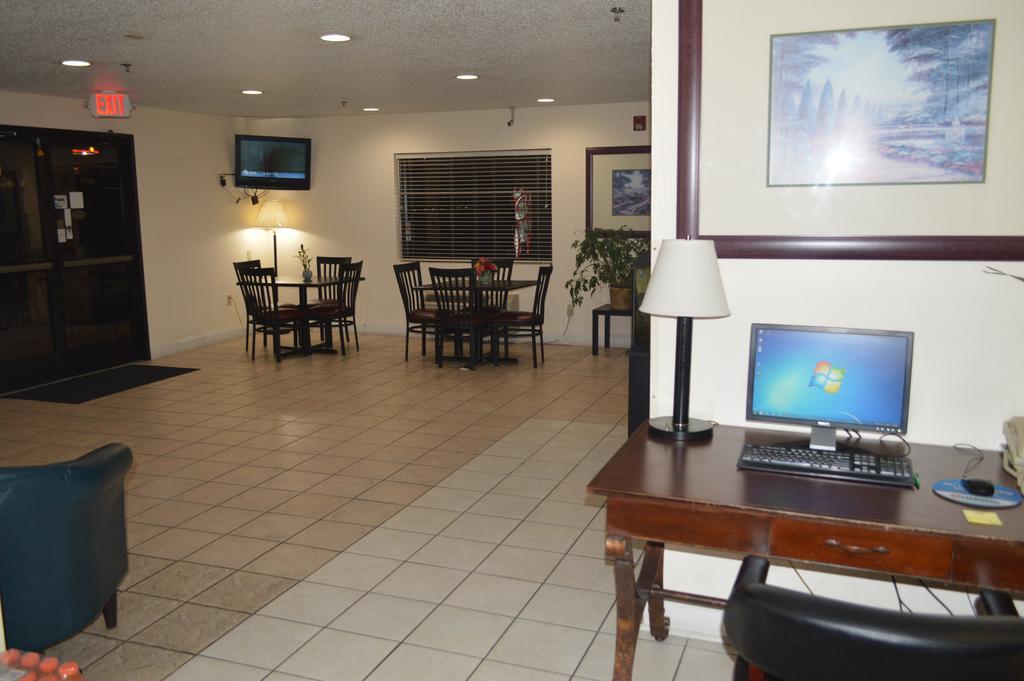 American Elite Inn Hazard Exterior photo